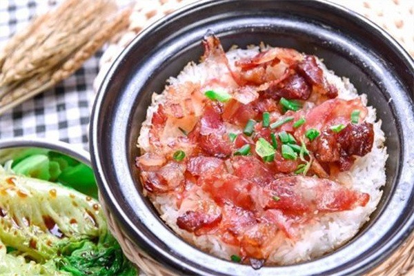 港福仔煲仔饭加盟