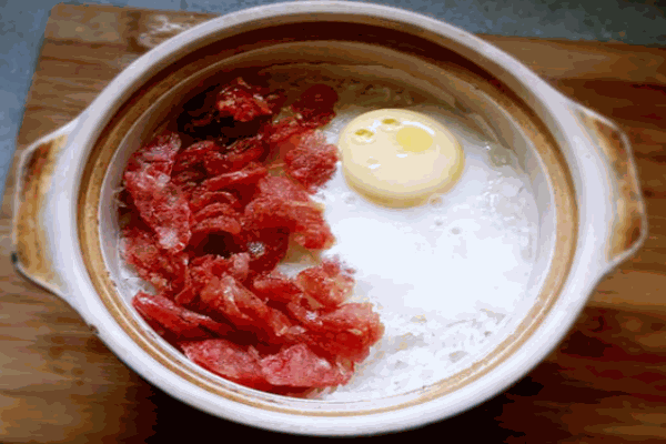 四季煲仔饭加盟