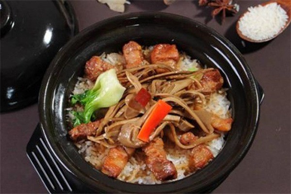 有米师傅明火煲仔饭加盟