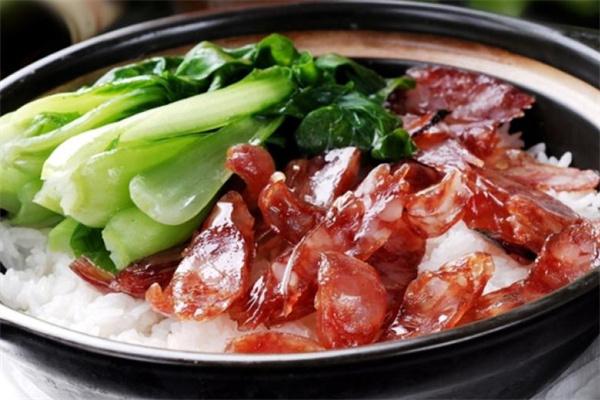 壹升米煲仔饭加盟