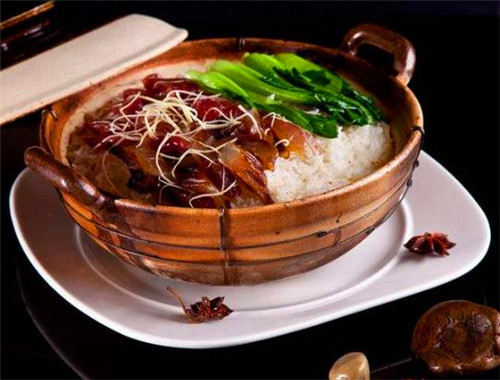 行途煲仔饭加盟