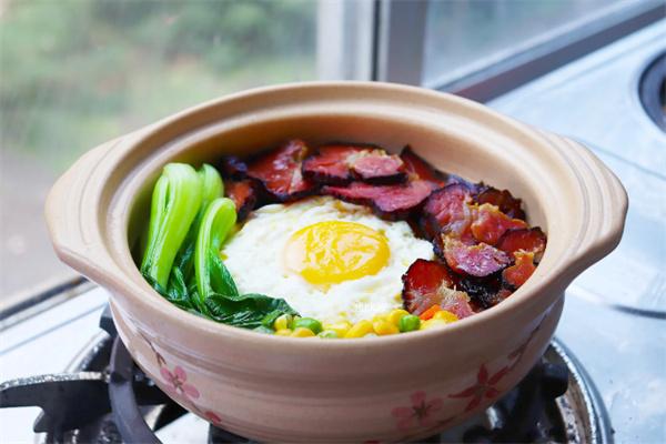 闵粉煲仔饭加盟
