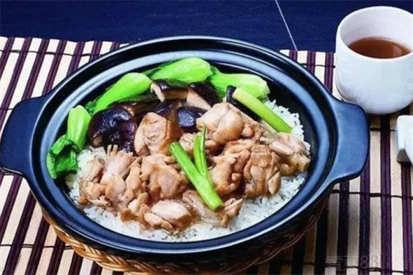 粤好食煲仔饭加盟