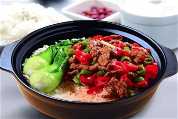 粤莱鄉煲仔饭加盟