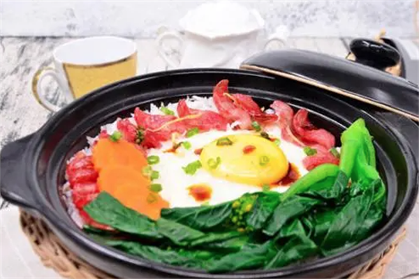 粤点粤牛功夫煲仔饭加盟