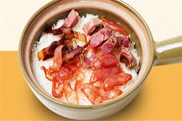一煲嘴福煲仔饭加盟
