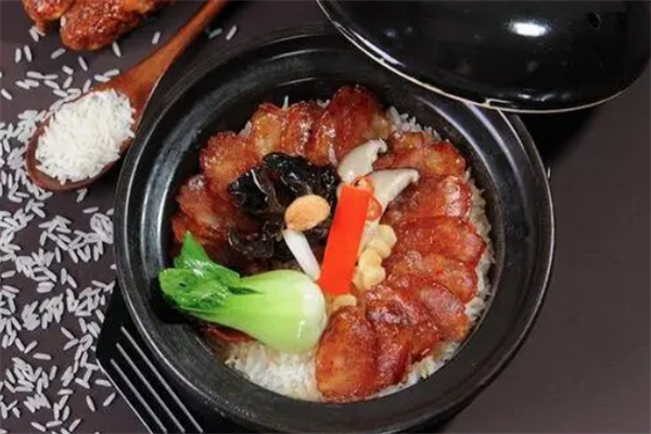 8090煲仔饭吧加盟