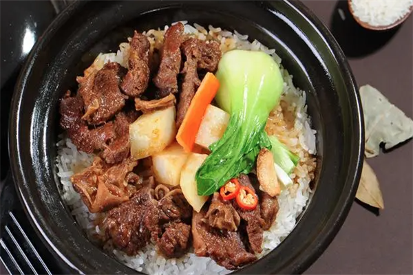 盛乾煲仔饭加盟