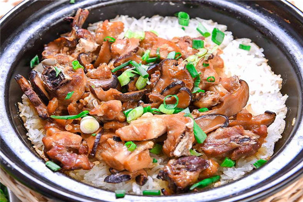 永吉煲仔饭加盟
