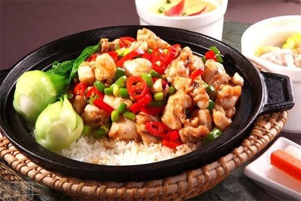 神奇煲仔饭加盟