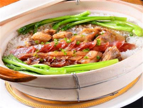 时光煲仔饭加盟