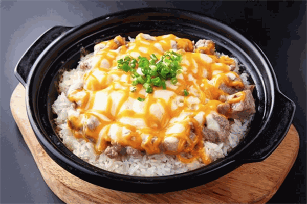 黄生记煲仔饭加盟