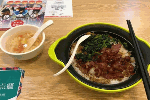 外婆家煲仔饭加盟
