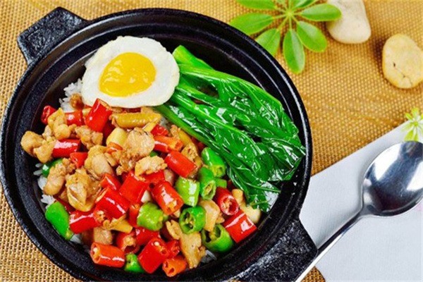 美味佳煲仔饭加盟