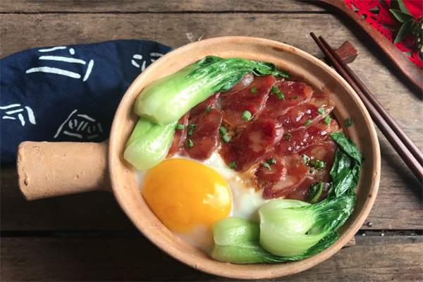 青春派煲仔饭加盟