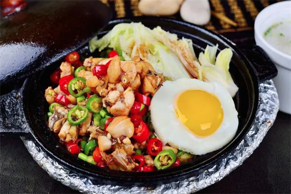 周亮记煲仔饭加盟