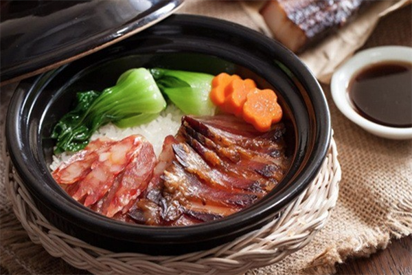 面夫煲仔饭加盟