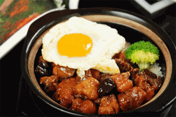 同学煲仔饭加盟