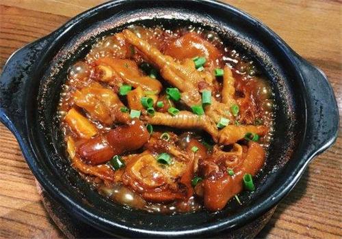歪大厨鸡爪煲加盟