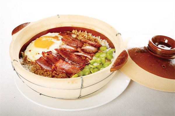 广式腊味煲仔饭加盟