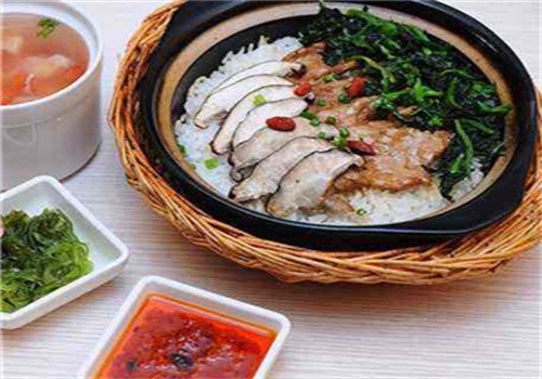 健记煲仔饭加盟