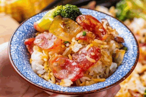 味来食光煲仔饭加盟
