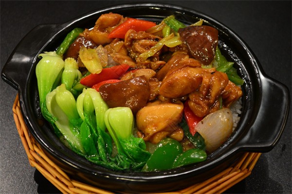 禾田居煲仔饭加盟