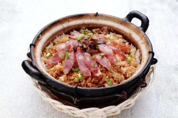 杏顺煲仔饭加盟