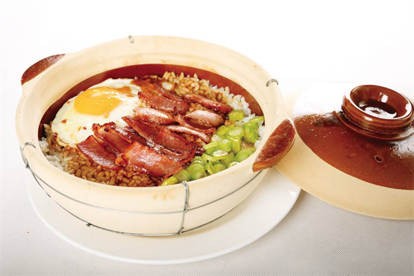 朱姐煲仔饭加盟