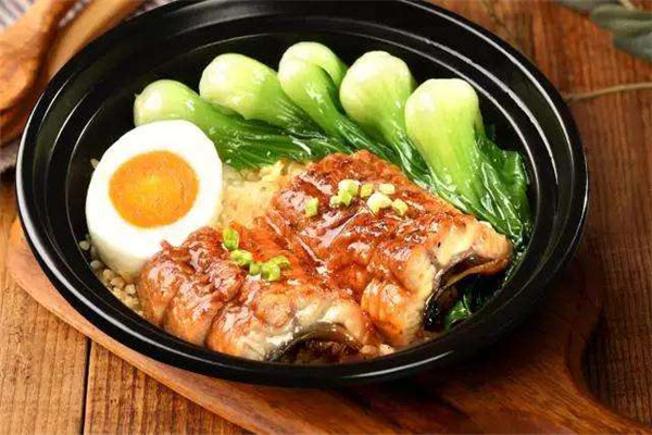 黄三哥煲仔饭加盟