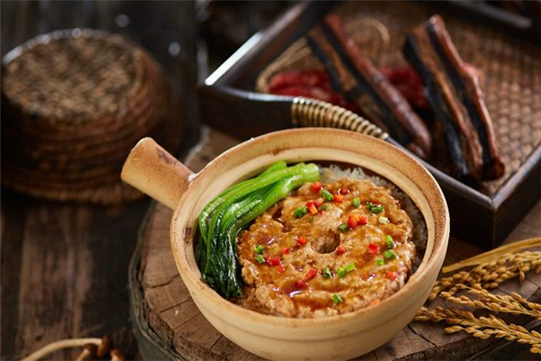 亿香煲仔饭加盟