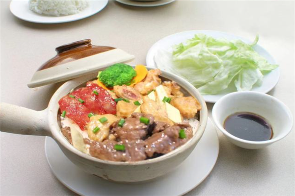 新厨意煲仔饭加盟