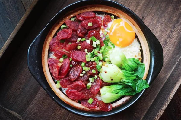 源之悦香煲仔饭加盟
