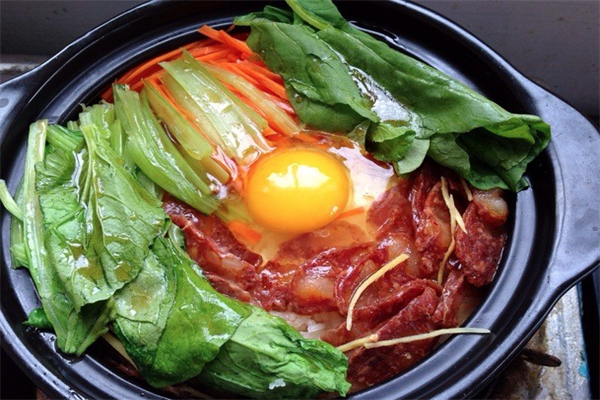 食一锅煲仔饭加盟