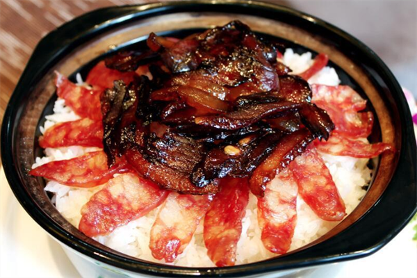 胃食猪煲仔饭加盟