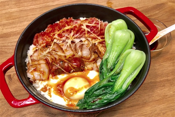王记数码煲仔饭加盟