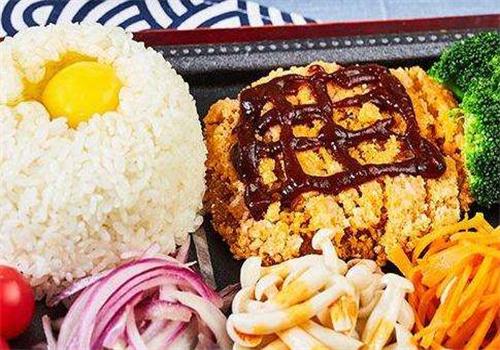 嗨哥中式铁板浇汁饭加盟