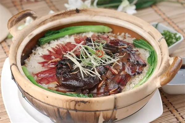 鸿升煲仔饭加盟