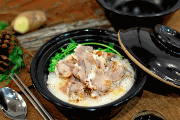 溢口香煲仔饭加盟