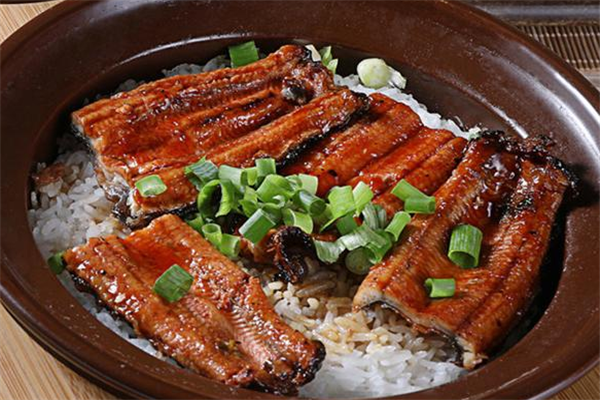 冇得弹煲仔饭加盟