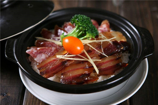 渝味煲仔饭加盟