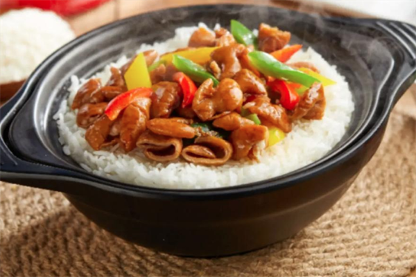 煲小二煲仔饭加盟