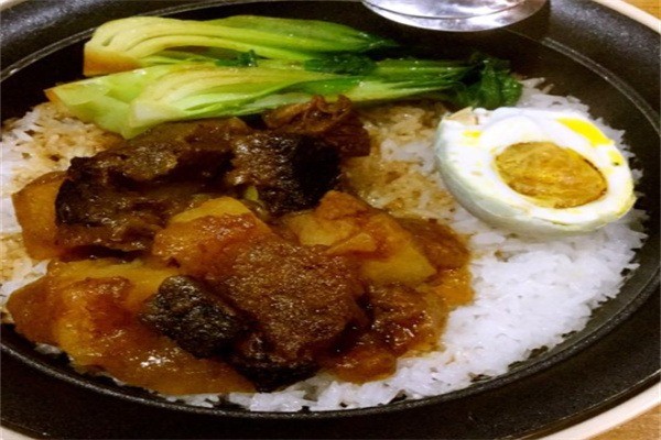 欣记煲仔饭加盟