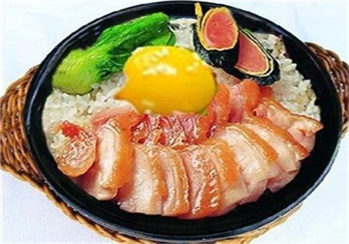 依婷煲仔饭加盟