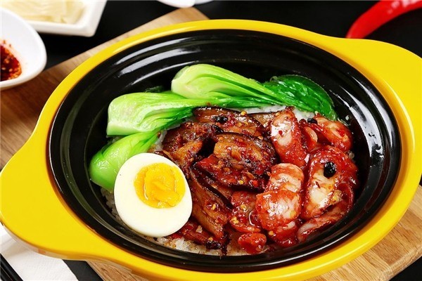 味源煲仔饭加盟