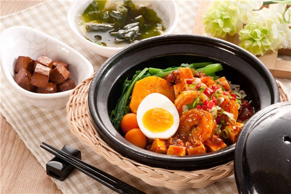 九龙湾煲仔饭加盟