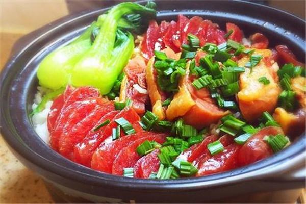 张记煲仔饭餐厅加盟