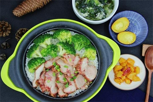 安心煲仔饭加盟