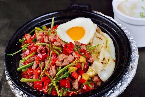 忆味轩煲仔饭加盟