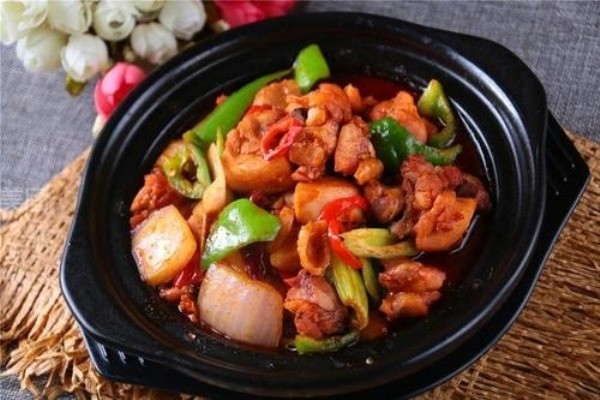 华艺煲仔饭加盟